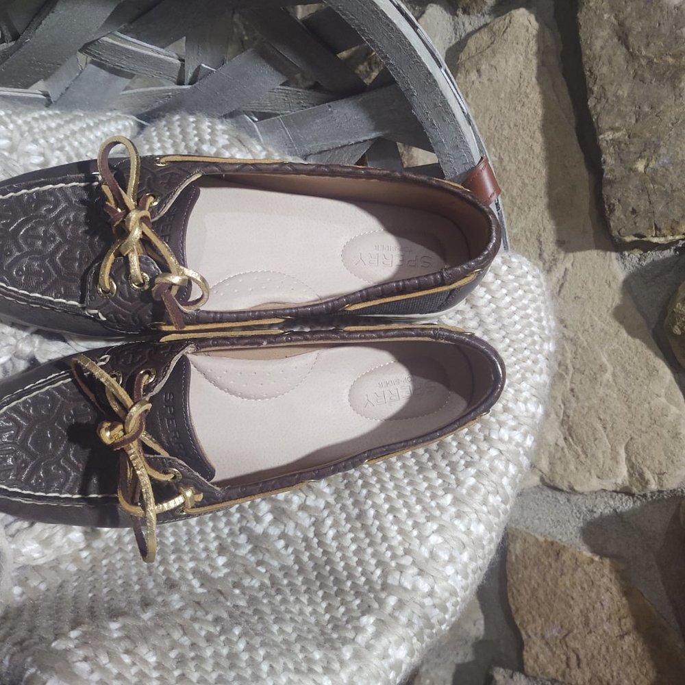 Sperry Topsiders - Picture 2 of 4